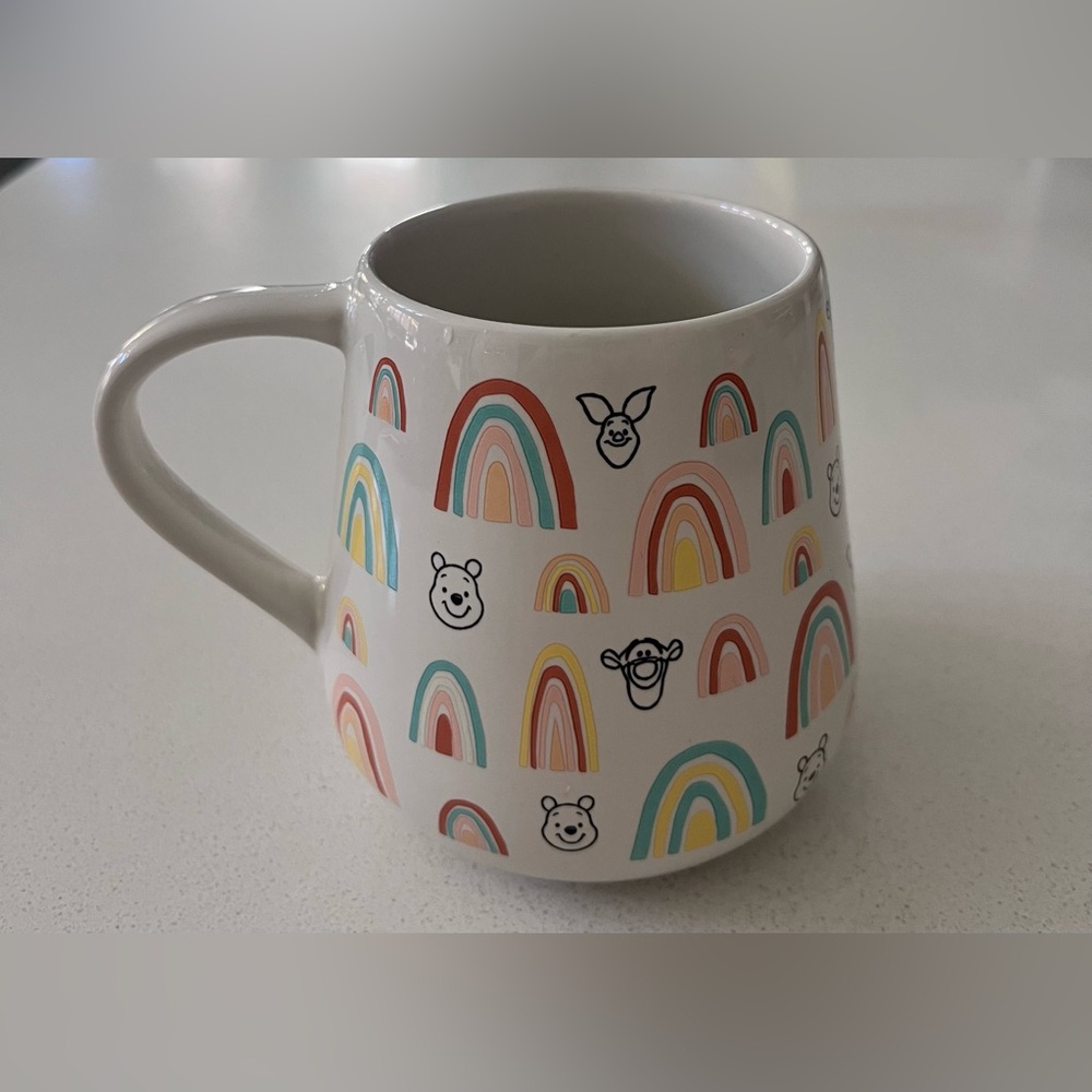 Disney Parks Winnie the Pooh and Pals Rainbow Large 21 Oz Coffee Mug‎ Cup